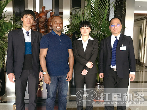 性價比高的磨粉機(jī)深得國外用戶心