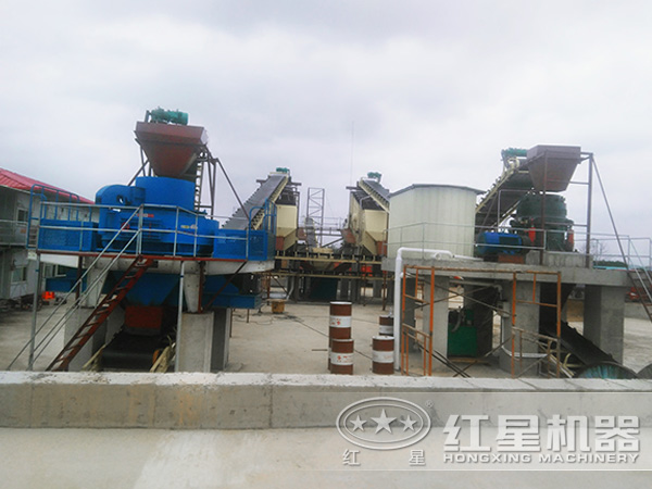 制砂機(jī)生產(chǎn)現(xiàn)場(chǎng)