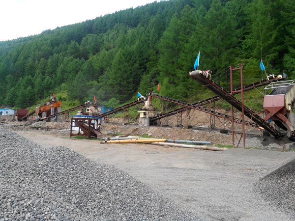 山石破碎現(xiàn)場