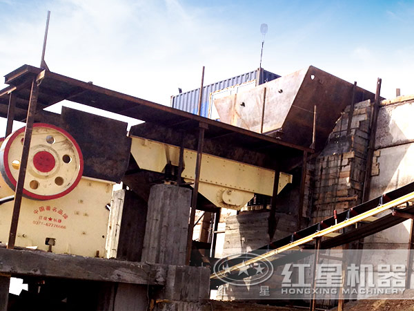 煤礦顎式破碎機應(yīng)用現(xiàn)場