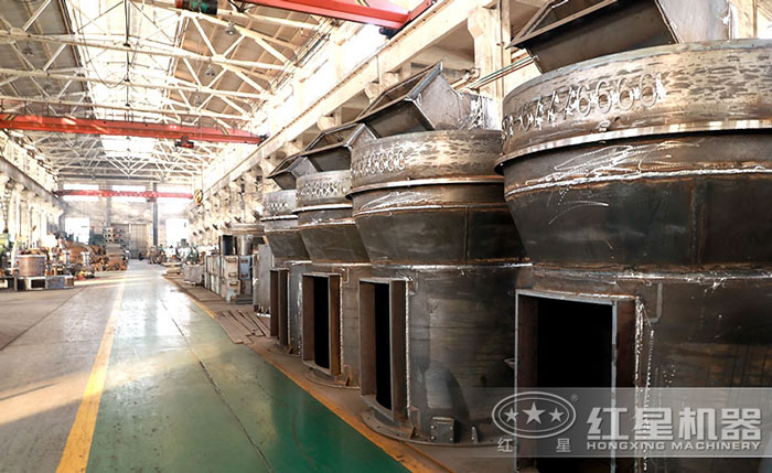 紅星膨潤土磨粉機采用優(yōu)質(zhì)耐磨的鋼材為原材料